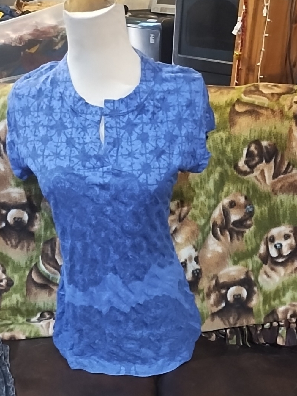 Cubism Blue Patterned Short-Sleeve Women's Top